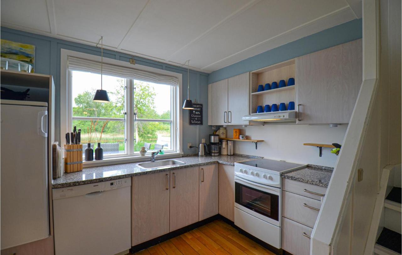 3 Bedroom Amazing Home In Ebeltoft Exterior photo