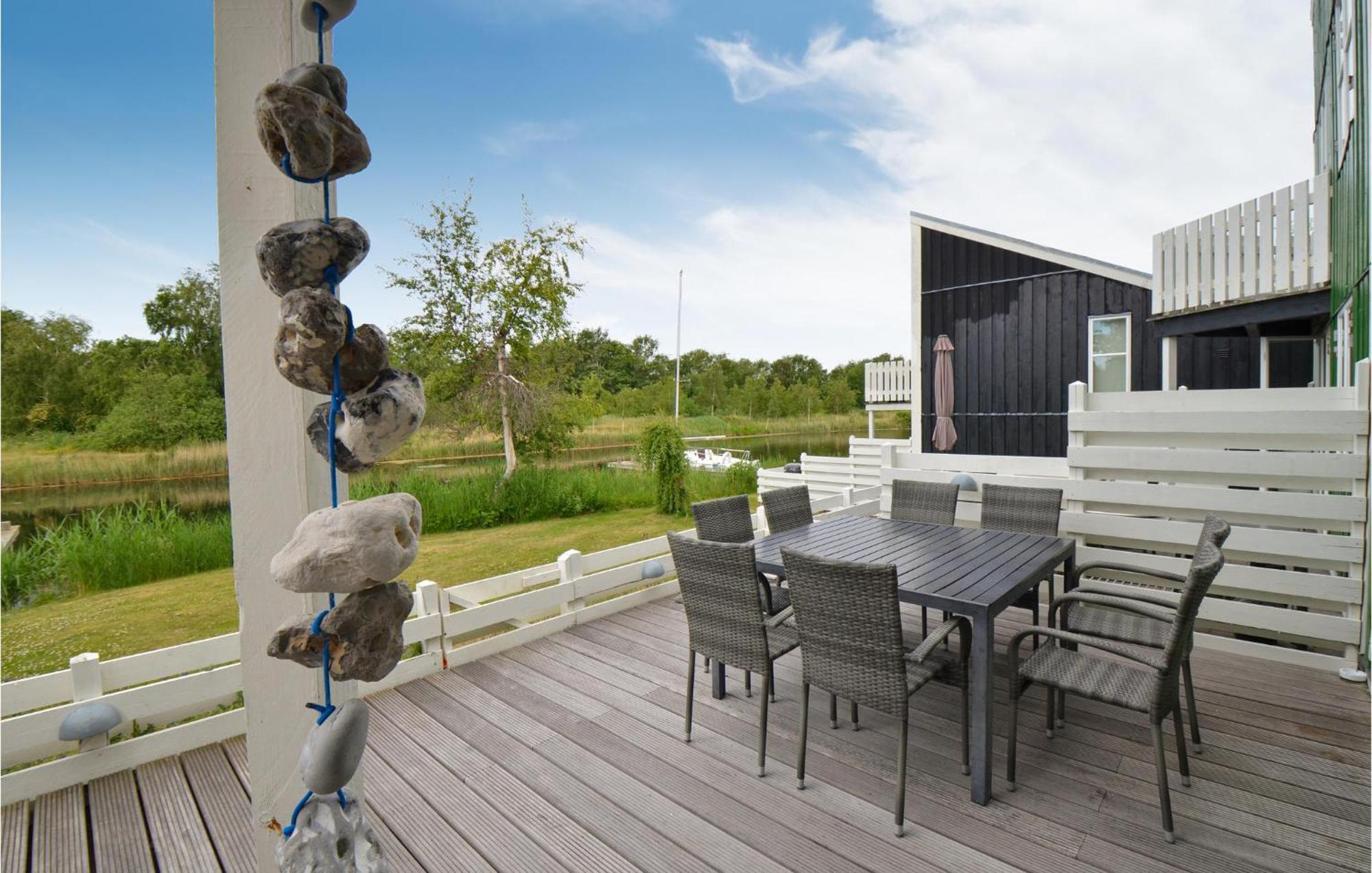 3 Bedroom Amazing Home In Ebeltoft Exterior photo